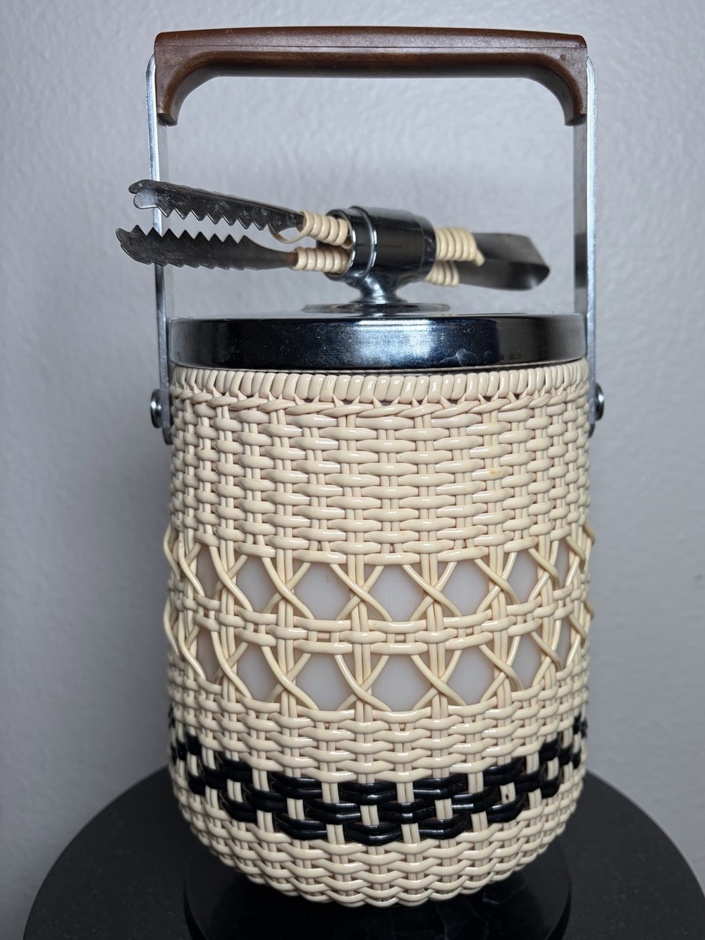 Vintage MCM Plastic Lace Lanyard String Woven Ice Bucket w/Ice Tongs Barware Set